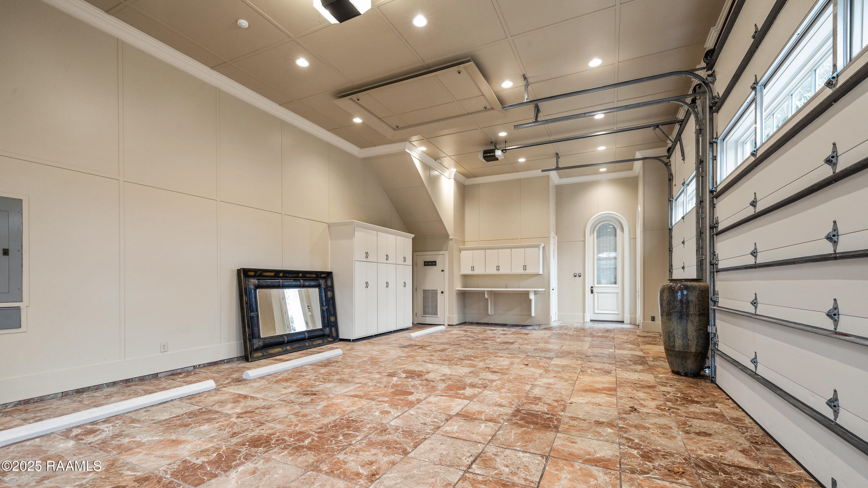 103 Riverbriar Road Lafayette, LA 70503 - Photo 39 of 41 3 Car Garage
