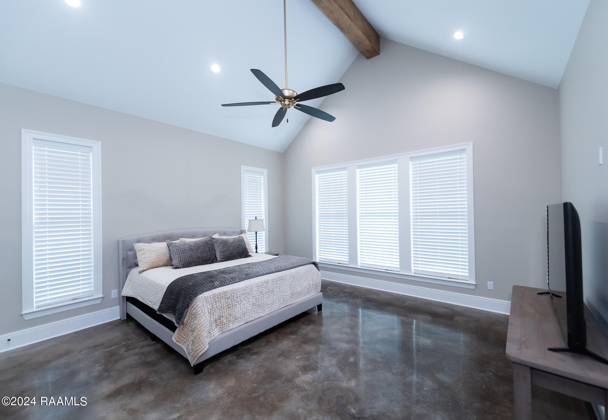 6216 Ellis Road Crowley, LA 70526 - Photo 17 of 42 483F7392-DCAC-4B78-83F8-ED72EEA80A75