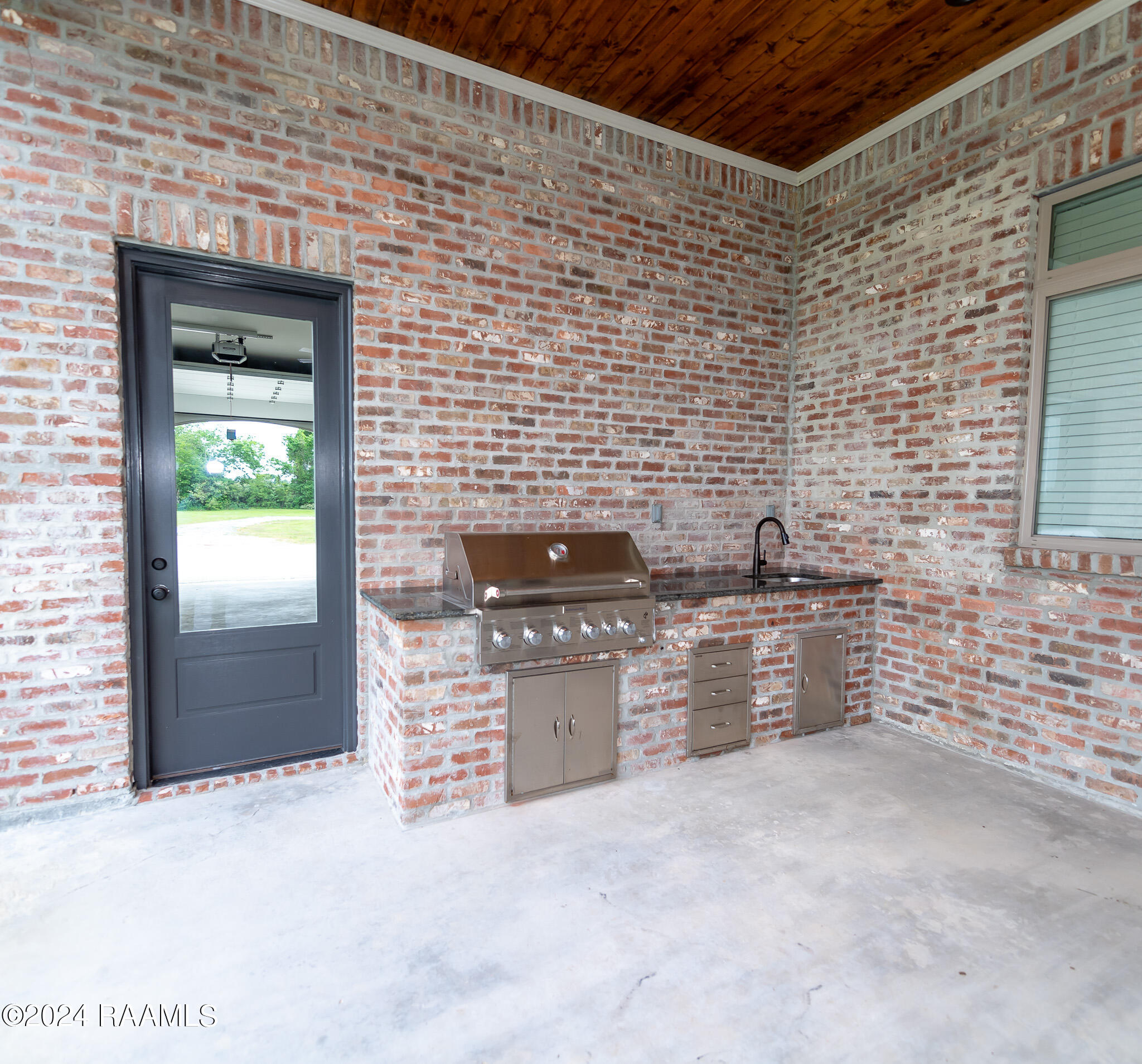 6216 Ellis Road Crowley, LA 70526 - Photo 19 of 42 0FA75EF4-9646-43F1-B30B-80FA5D63DFF0