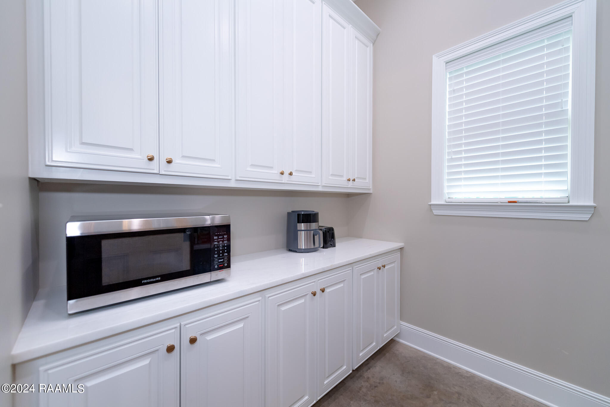 6216 Ellis Road Crowley, LA 70526 - Photo 20 of 42 2DA3906C-1B93-4D10-94E5-70D077BA107C