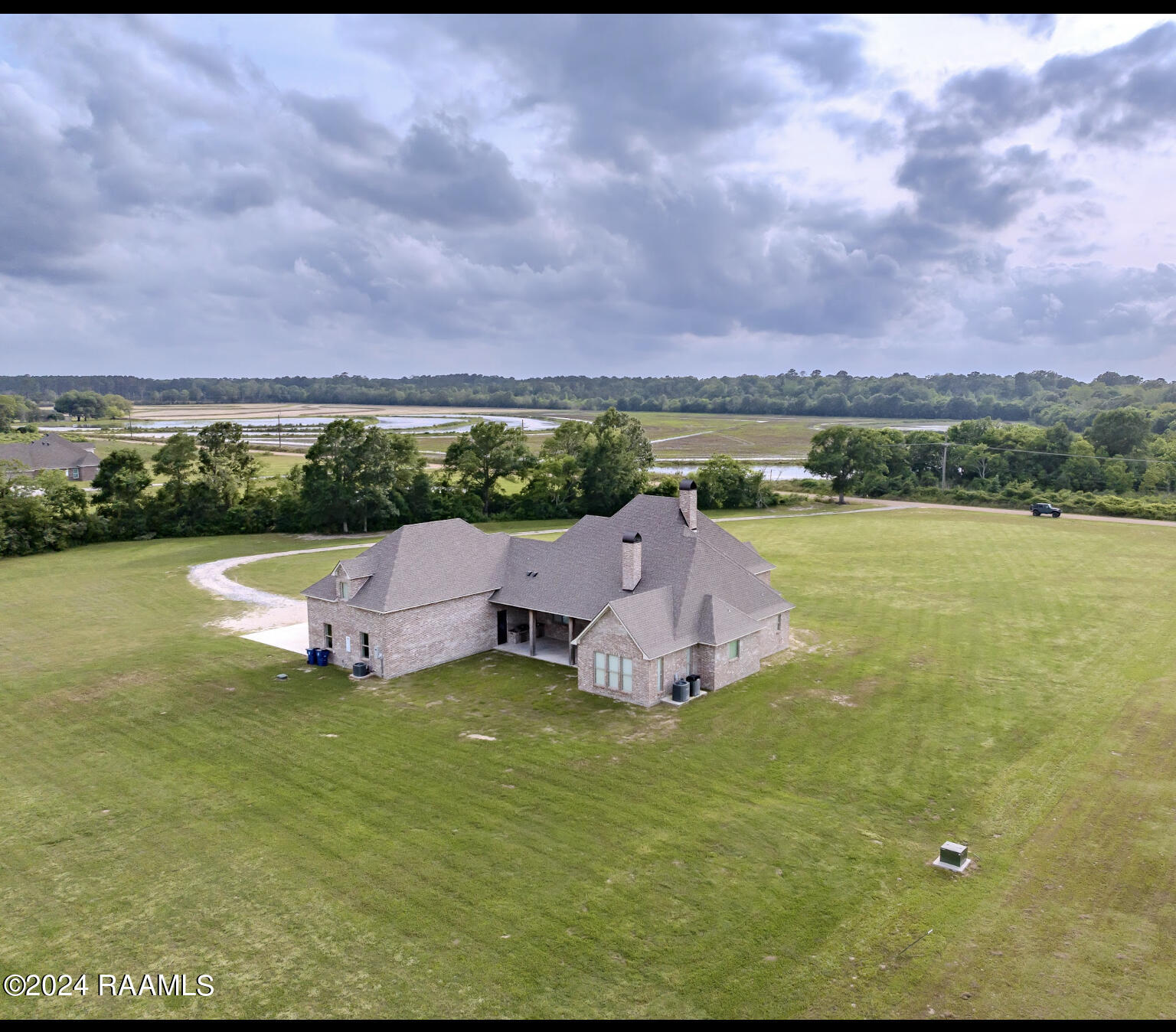 6216 Ellis Road Crowley, LA 70526 - Photo 5 of 42 0C24C537-A21E-4E3E-93C3-68A7D265914A
