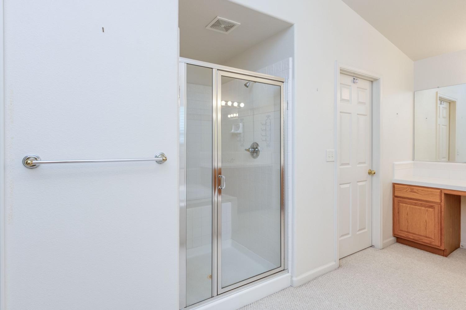 2661 Buckingham Avenue Clovis, CA 93611 - Photo 36 of 50 a view of an empty room