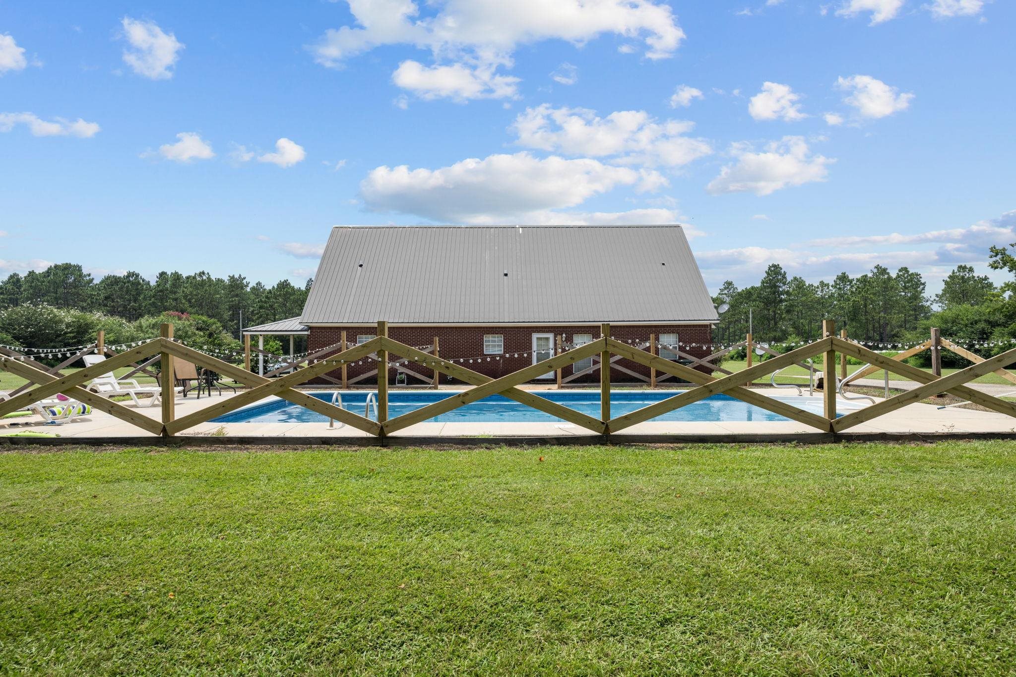 28660 Rose Run Road Robertsdale, AL 36567 - Photo 11 of 47