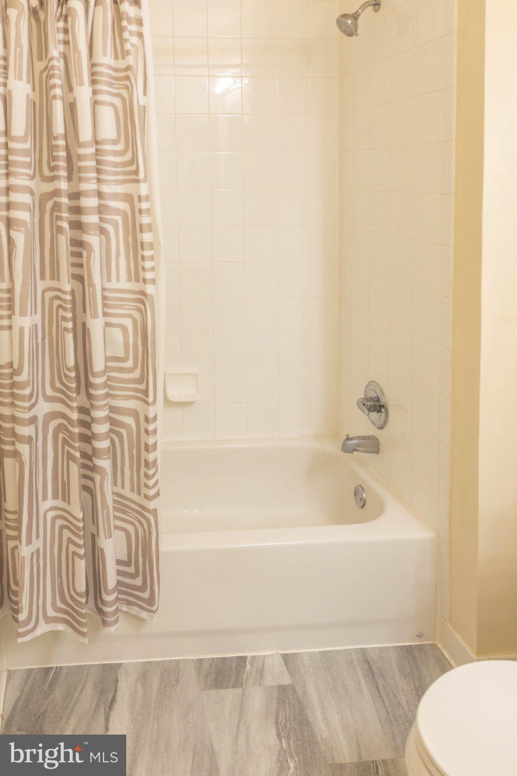 12824 Clarksburg Square Road, Unit 105 Clarksburg, MD 20871 - Photo 88 of 96 Modern bathroom with stylish accents.