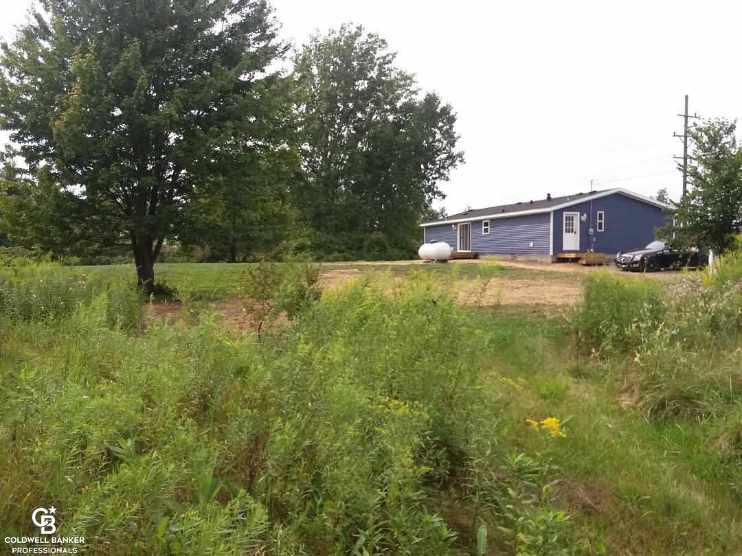 7491 Fisher Road Jeddo, MI 48032 - Photo 7 of 34 31358209-6.JPG