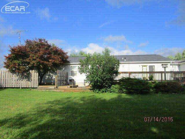 9412 Morrish Road Swartz Creek, MI 48473 - Photo 4 of 31 20443753-3.JPG