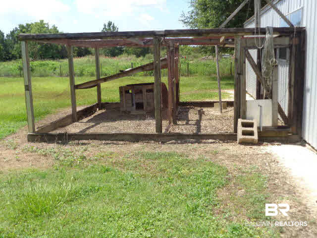 28202 Vargo Lane Elberta, AL 36530 - Photo 41 of 45 This exceptional property even has a chicken coup that is located adjacent to the barn/shop.