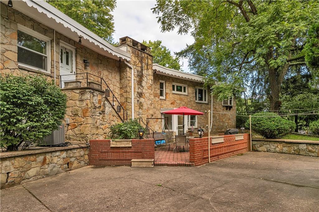 253 Old Haymaker Road Monroeville, PA 15146 - Photo 3 of 24 Gallery Image 3