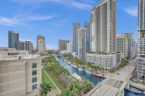 $385,000 | 511 Southeast 5th Avenue, Unit 1415, Fort Lauderdale, FL 33301