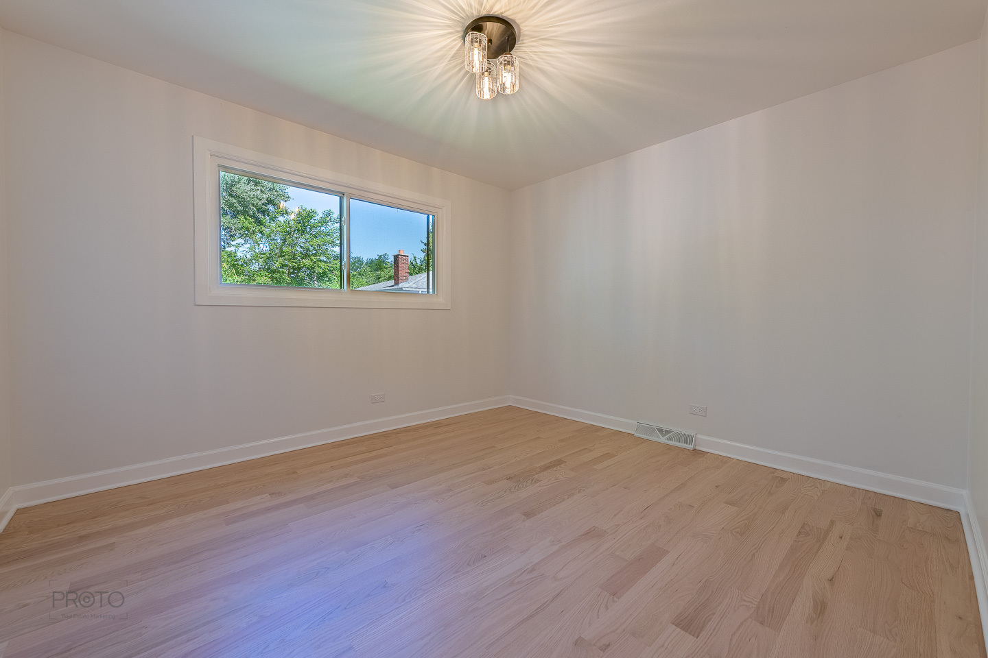 2405 Avondale Avenue Park Ridge, IL 60068 - Photo 11 of 32