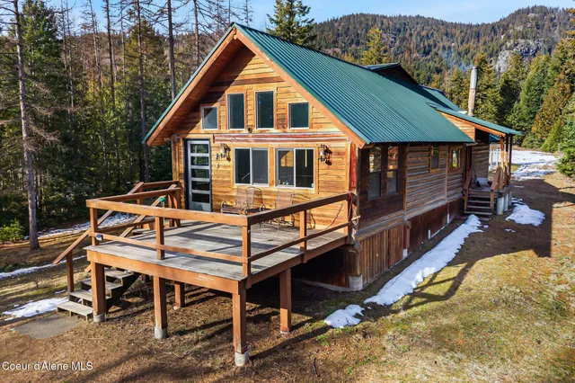 $749,900 | 455 Elk Grove Road, Sandpoint, ID 83864