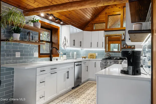 $749,900 | 455 Elk Grove Road, Sandpoint, ID 83864