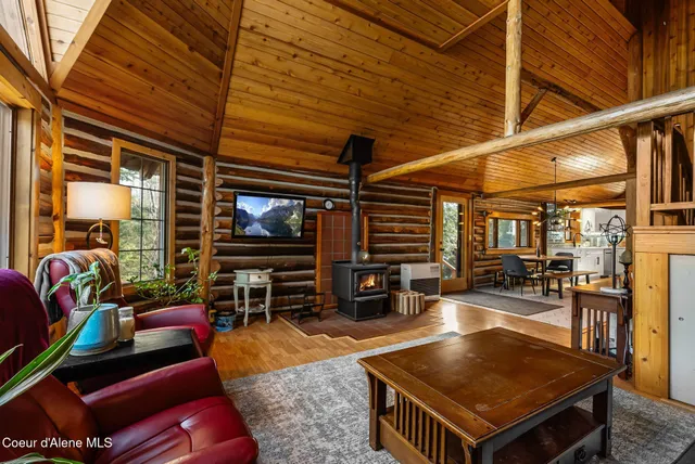 $749,900 | 455 Elk Grove Road, Sandpoint, ID 83864