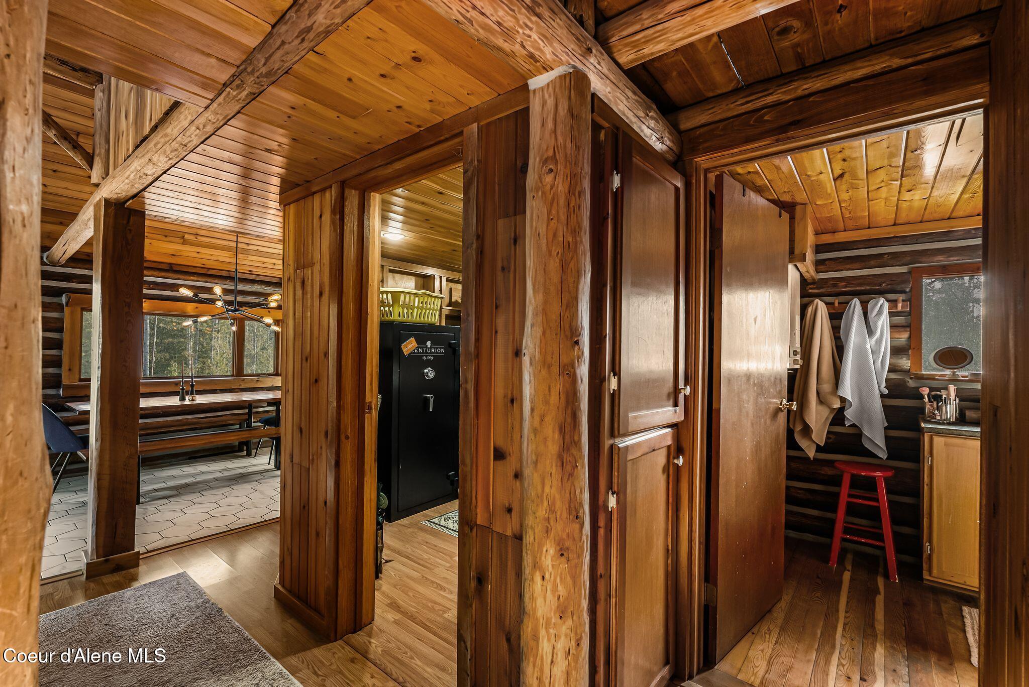 455 Elk Grove Road Sandpoint, ID 83864 - Photo 18 of 61 19