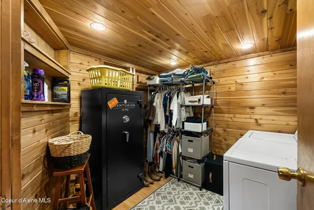 $749,900 | 455 Elk Grove Road, Sandpoint, ID 83864