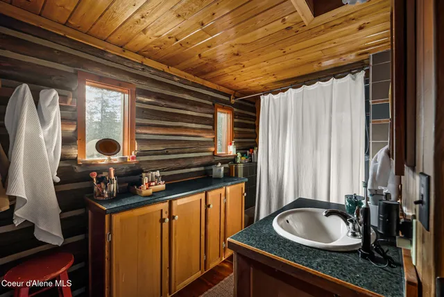 $749,900 | 455 Elk Grove Road, Sandpoint, ID 83864