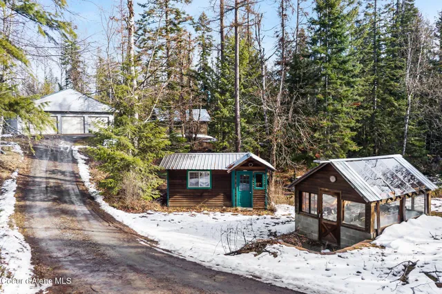 $749,900 | 455 Elk Grove Road, Sandpoint, ID 83864