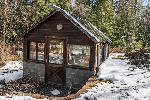 $749,900 | 455 Elk Grove Road, Sandpoint, ID 83864