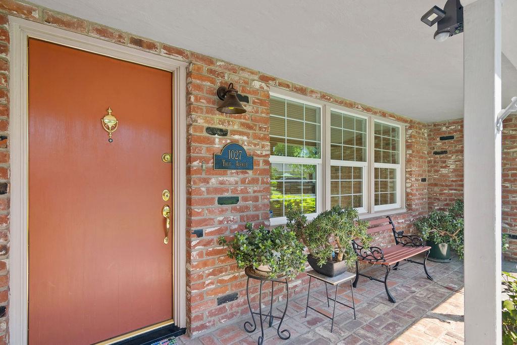 1027 Yale Avenue Modesto, CA 95350 - Photo 4 of 37