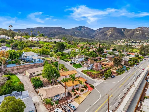 $924,888 | 8319 Prospect Avenue, Santee, CA 92071