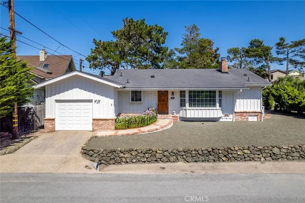 $950,000 | 5116 Pembrook Drive, Cambria, CA 93428