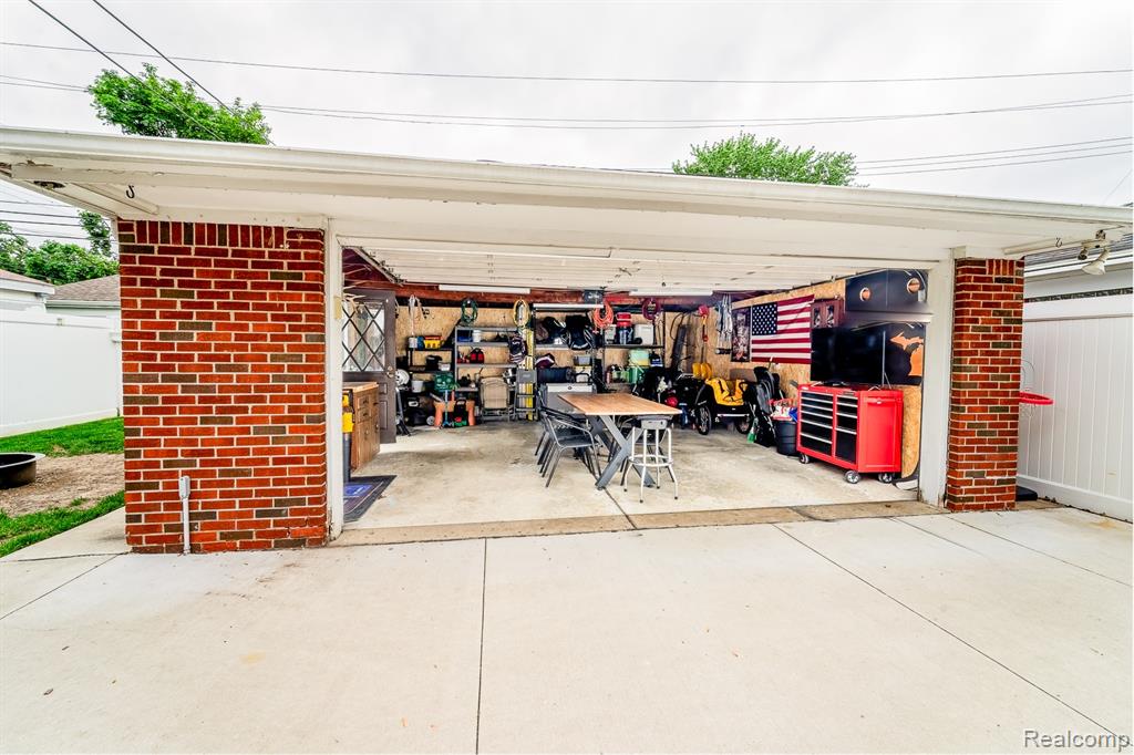 14810 Wick Road Allen Park, MI 48101 - Photo 44 of 45