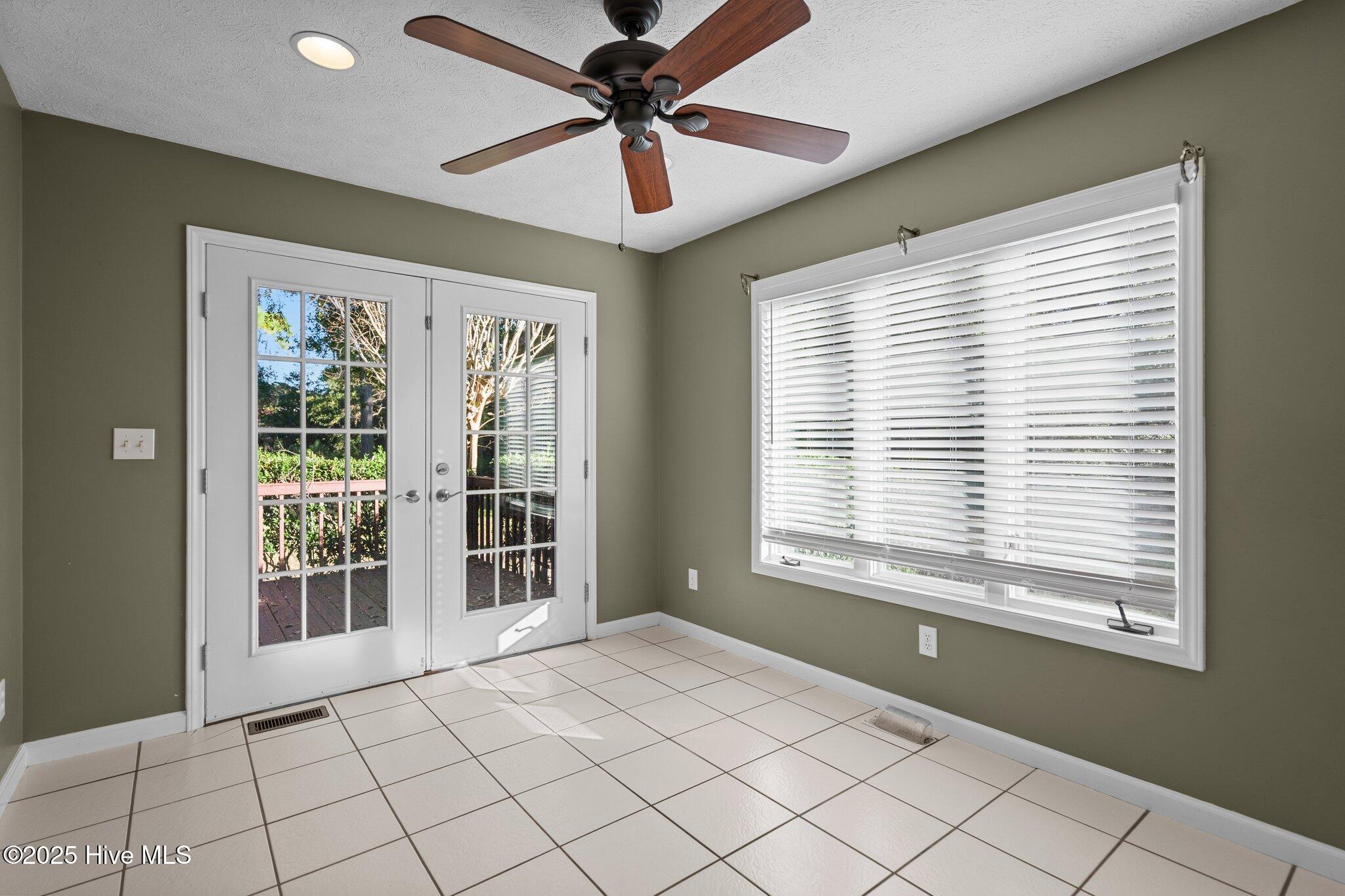 7625 Lost Tree Road Wilmington, NC 28411 - Photo 28 of 69 19-web-or-mls-DSC02084