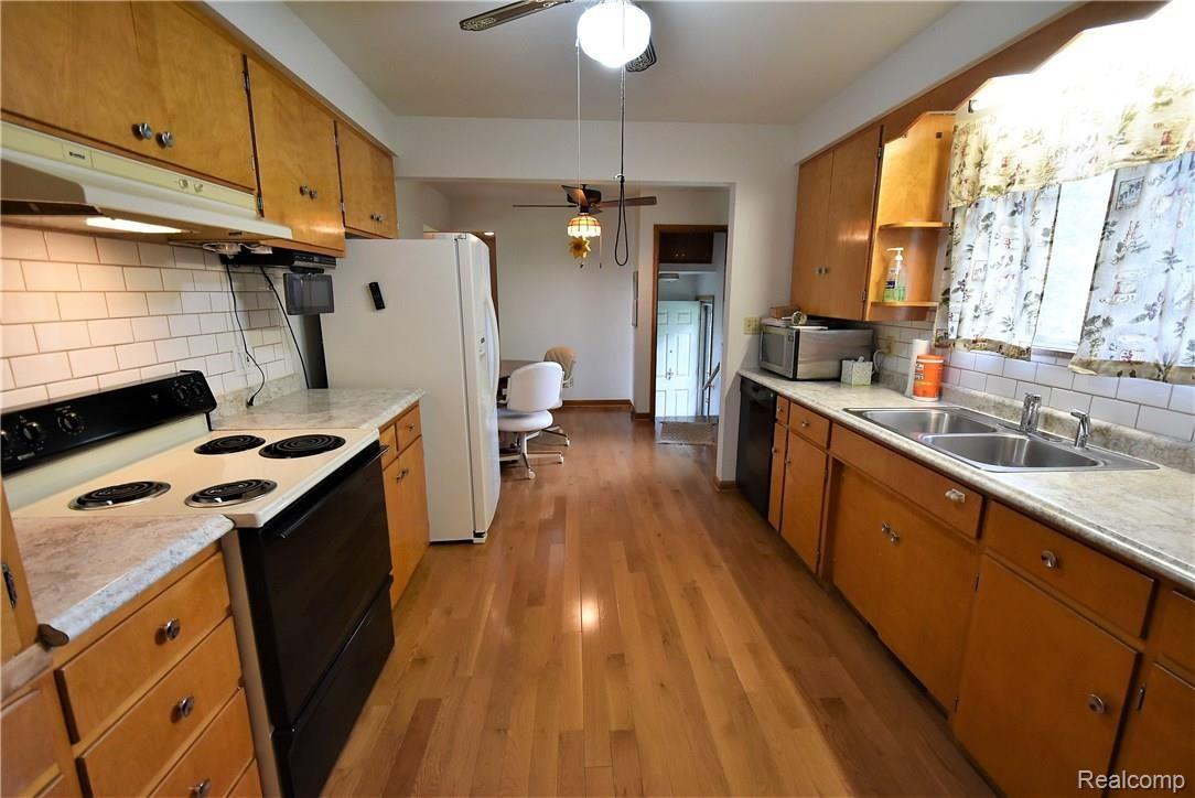 7196 Washburn Road Goodrich, MI 48438 - Photo 11 of 89 DSC_5816.JPG