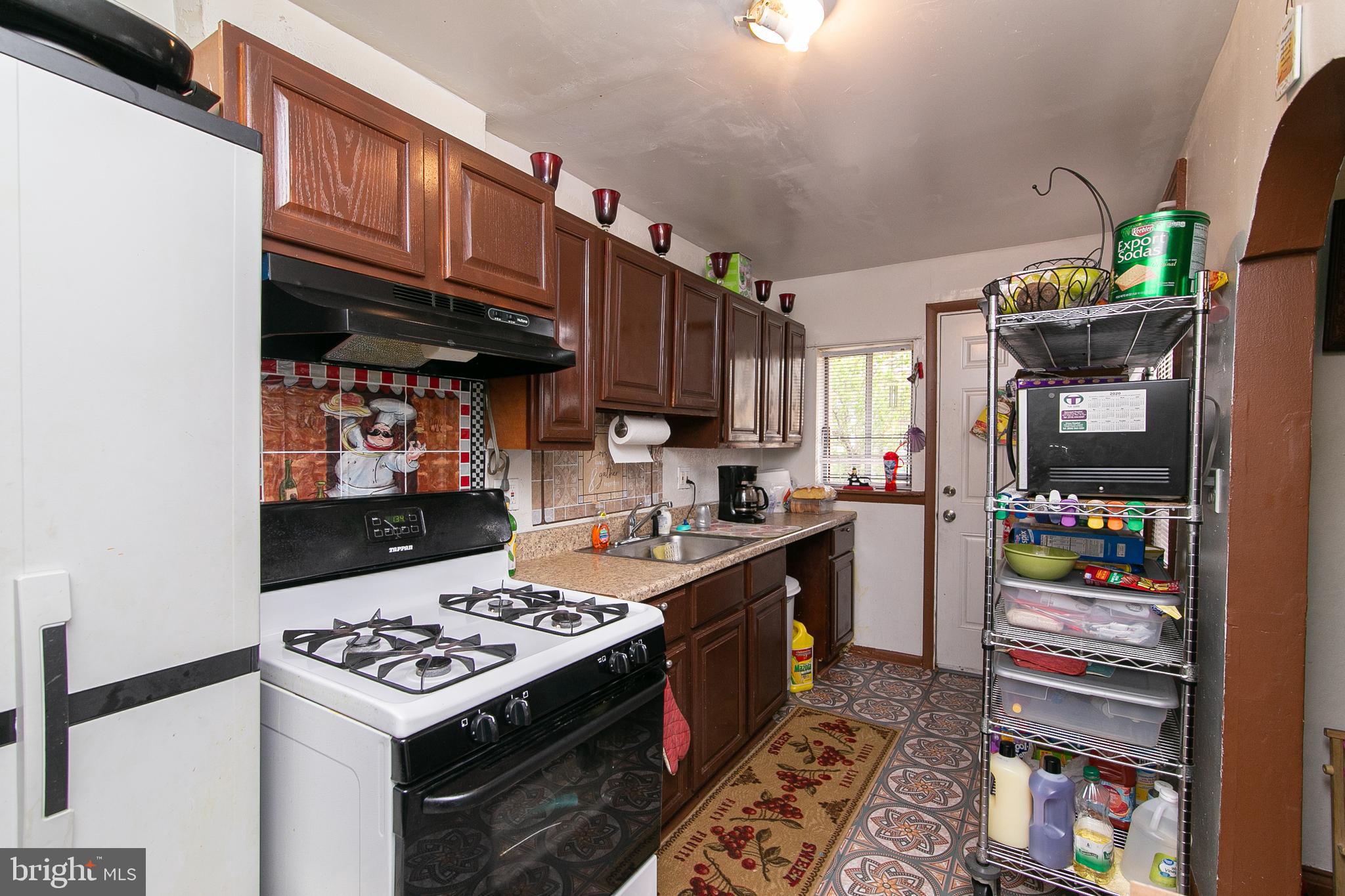 1417 Collings Road Camden, NJ 08104 - Photo 14 of 37