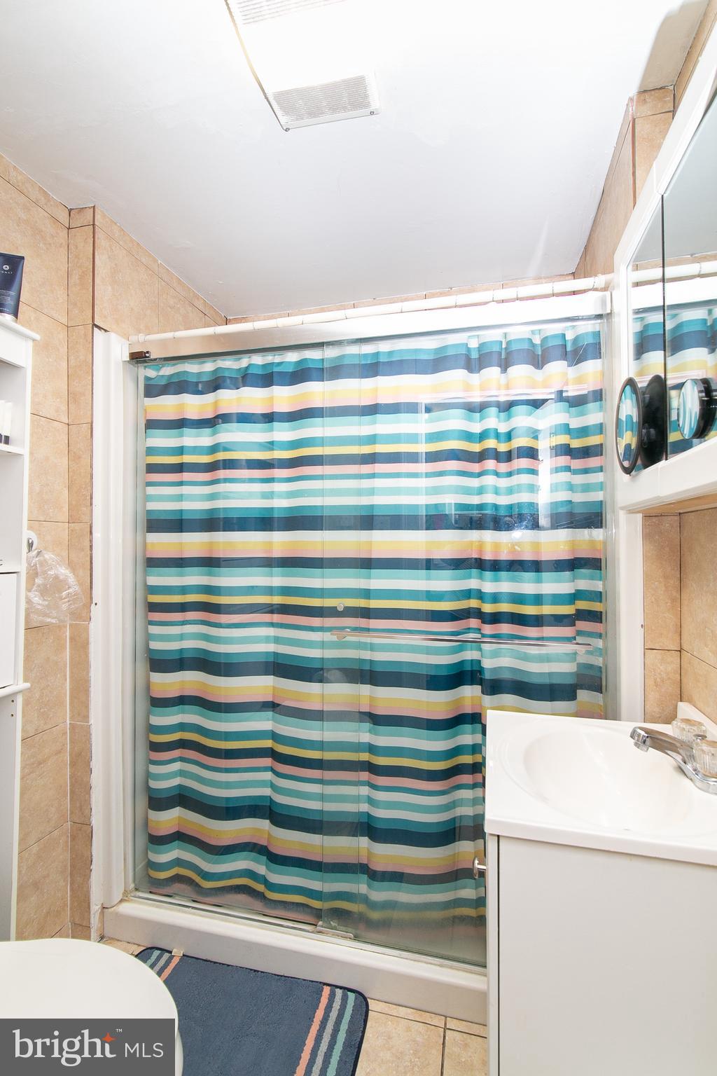 1417 Collings Road Camden, NJ 08104 - Photo 22 of 37