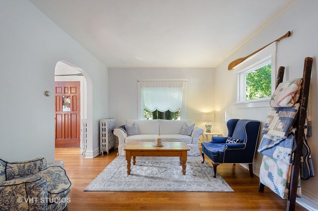 $300,000 | 1813 Lincoln Street, Evanston, IL 60201