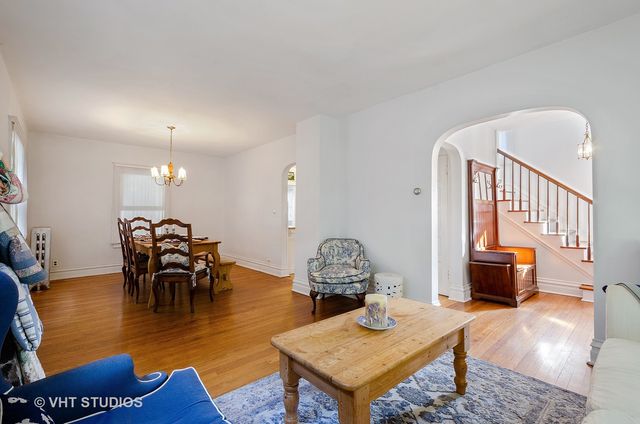 $300,000 | 1813 Lincoln Street, Evanston, IL 60201