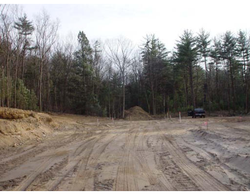 D Amberleaf Way Southwick, MA 01077 - Photo 8 of 9 Gallery Image 8
