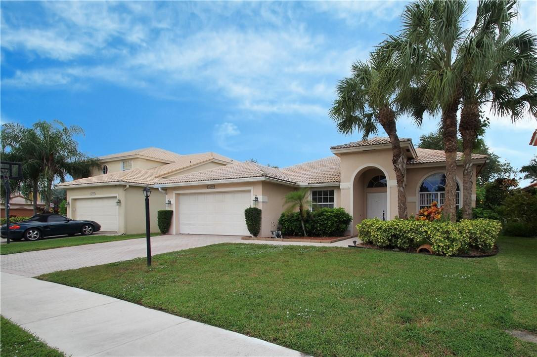 22781 Orchid Island Drive Boca Raton, FL 33428 - Photo 3 of 37 Photo 3