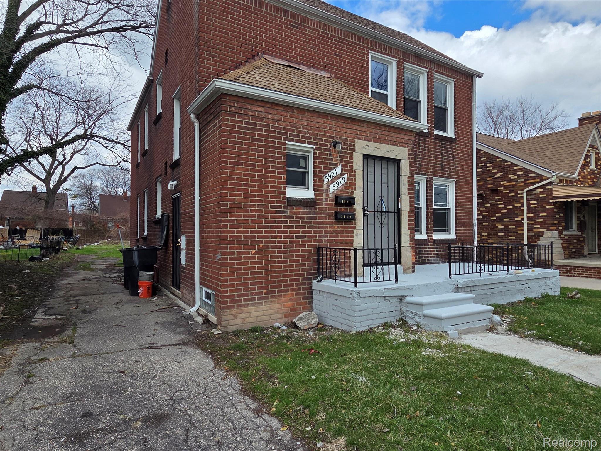 5927 Balfour Road Detroit, MI 48224 - Photo 2 of 25 20260406_121349.jpg