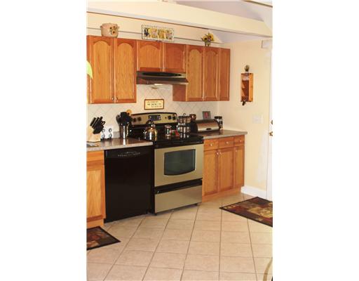 84 Sawmill Road Glocester, RI 02814 - Photo 8 of 17 Kitchen.