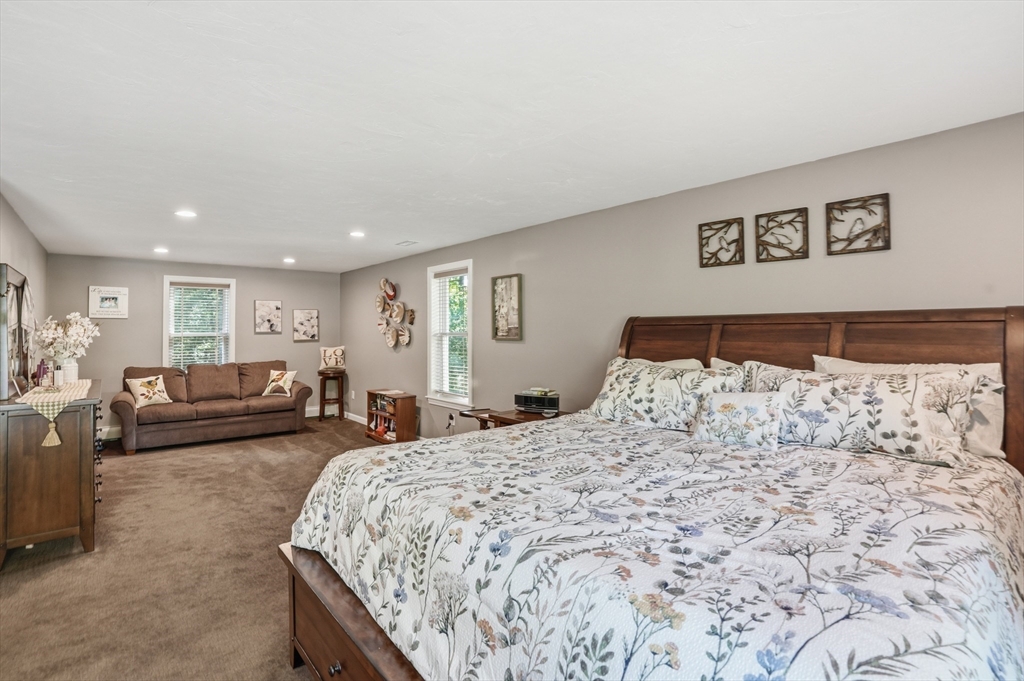 61 Stoney Weir Road Halifax, MA 02338 - Photo 31 of 42