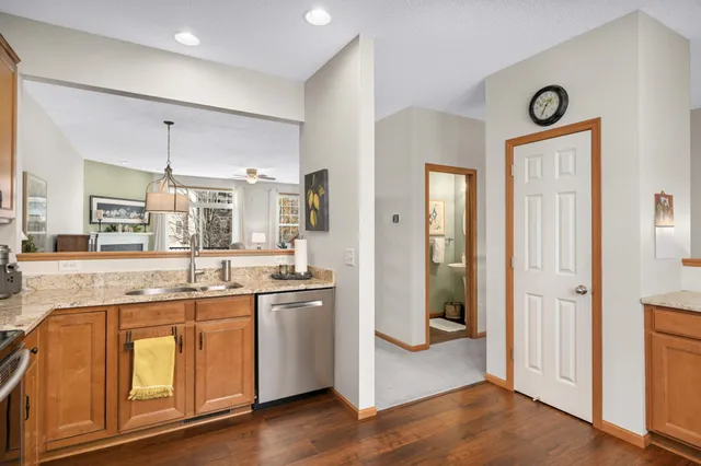 $325,000 | 4474 Bulrush Boulevard, Shakopee, MN 55379