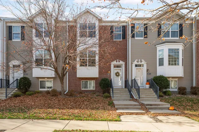 $325,000 | 4474 Bulrush Boulevard, Shakopee, MN 55379