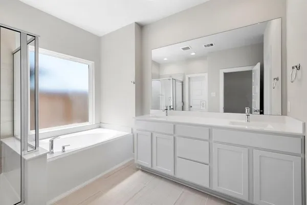 $2,600 | 2194 Reed Cave Lane, Spring, TX 77386