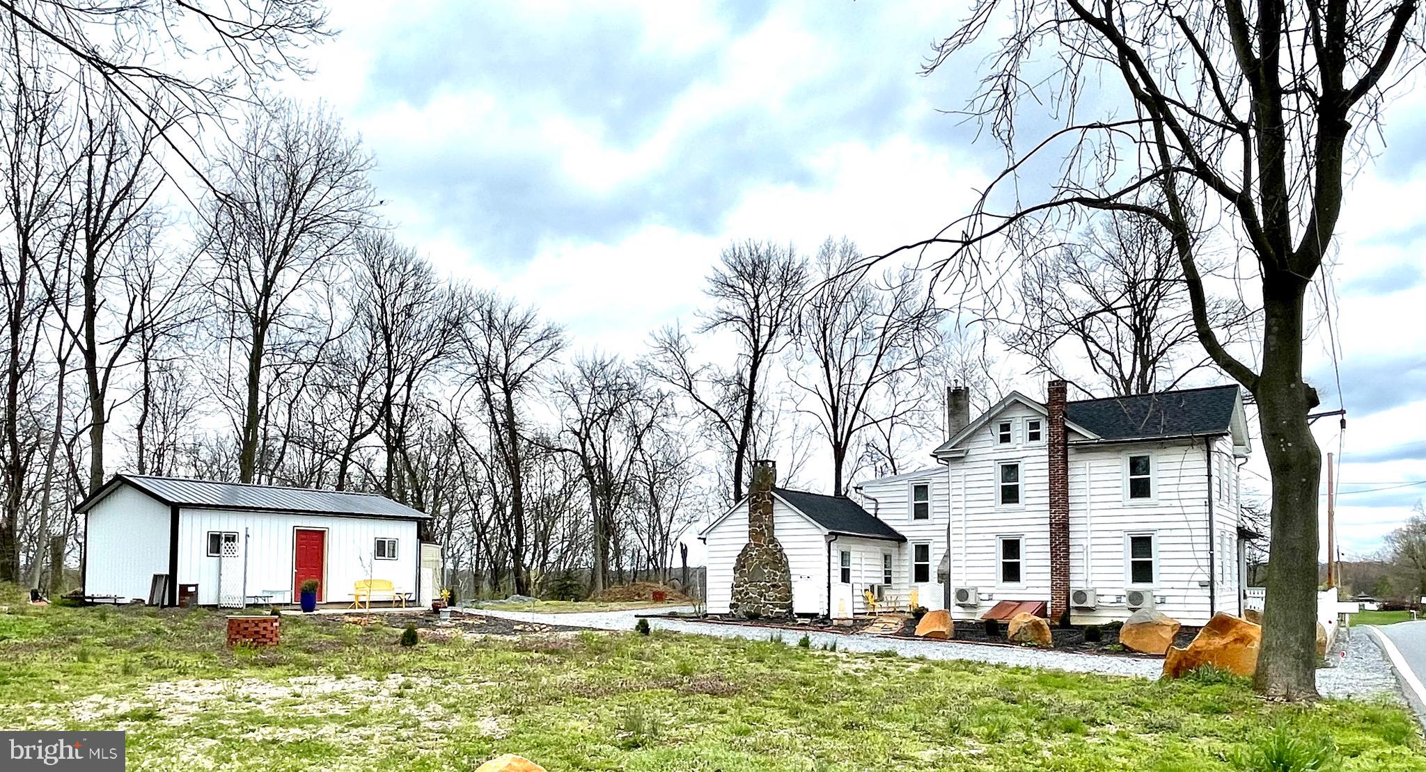 3055 Turnpike Road Elizabethtown, PA 17022 - Photo 2 of 40 Gallery Image 2