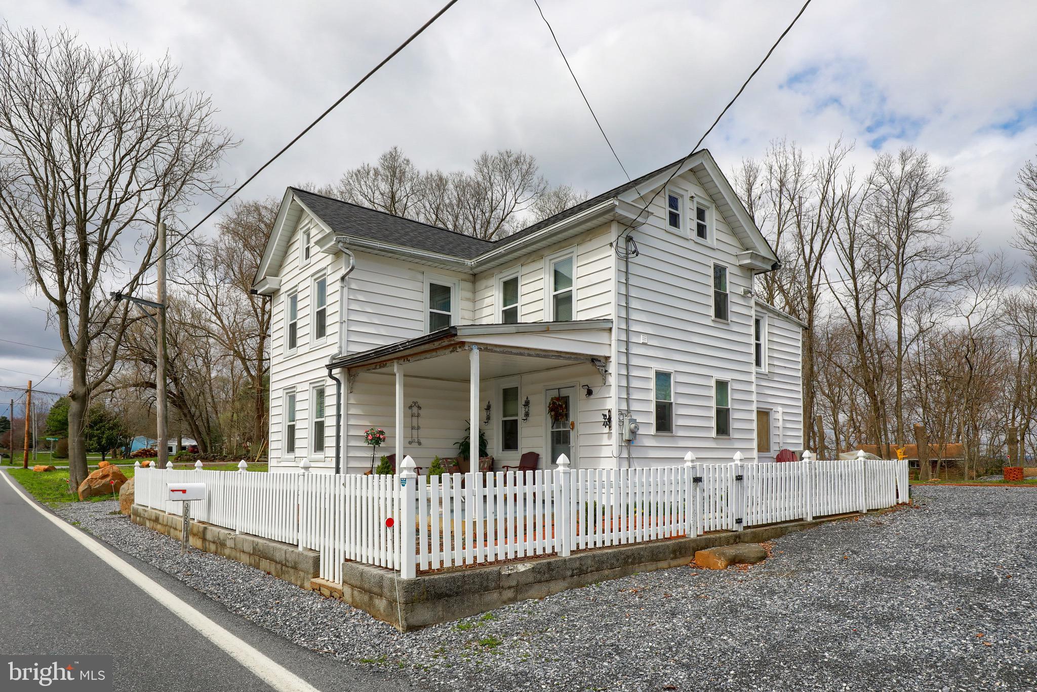 3055 Turnpike Road Elizabethtown, PA 17022 - Photo 3 of 40 Gallery Image 3