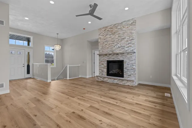 $665,000 | 5611 N Vista, Unit 5611, Janesville, WI 53548