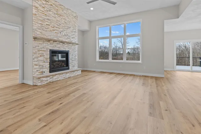 $665,000 | 5611 N Vista, Unit 5611, Janesville, WI 53548