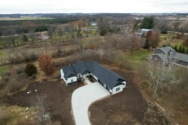 $665,000 | 5611 N Vista, Unit 5611, Janesville, WI 53548