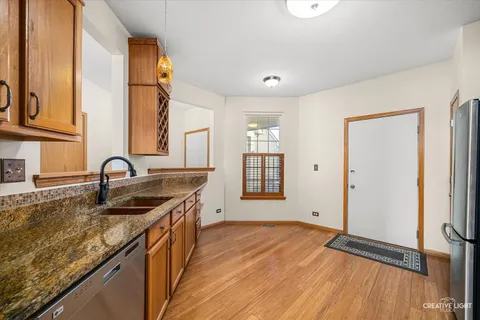 $265,000 | 205 Hidden Pond Circle, Aurora, IL 60504