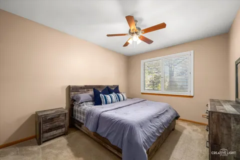 $265,000 | 205 Hidden Pond Circle, Aurora, IL 60504