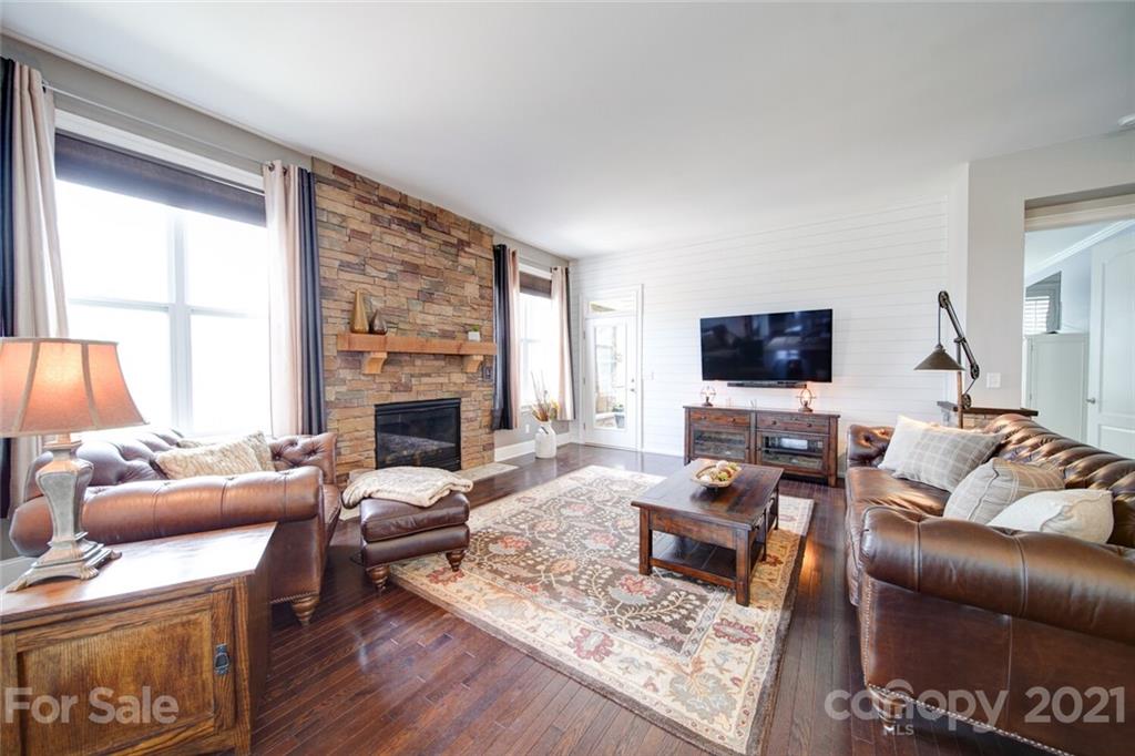 15624 Lake Ridge Road Charlotte, NC 28278 - Photo 25 of 48 Gallery Image 25