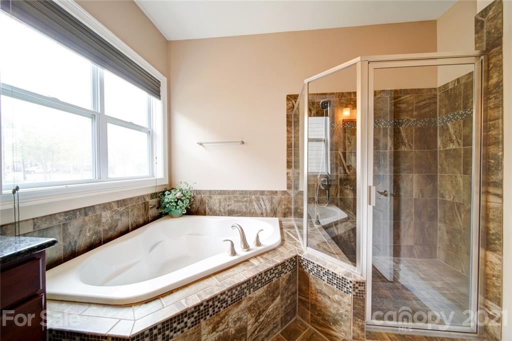 15624 Lake Ridge Road Charlotte, NC 28278 - Photo 31 of 48 Gallery Image 31