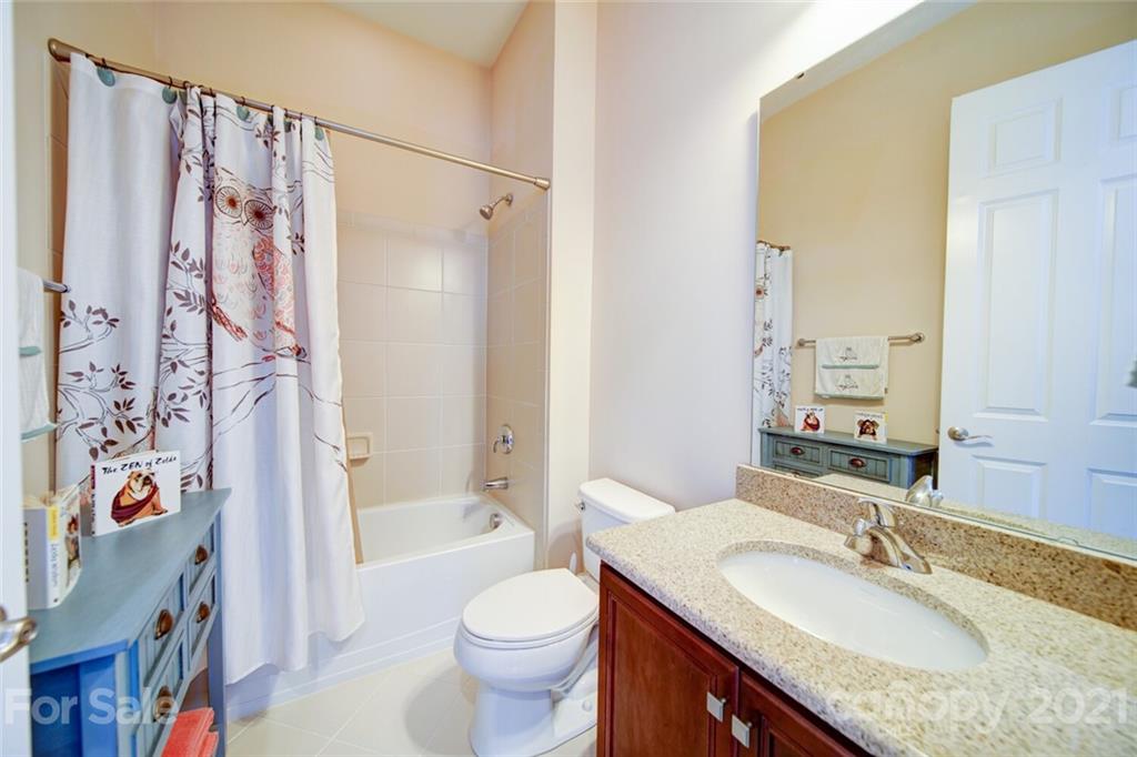 15624 Lake Ridge Road Charlotte, NC 28278 - Photo 8 of 48 Gallery Image 8